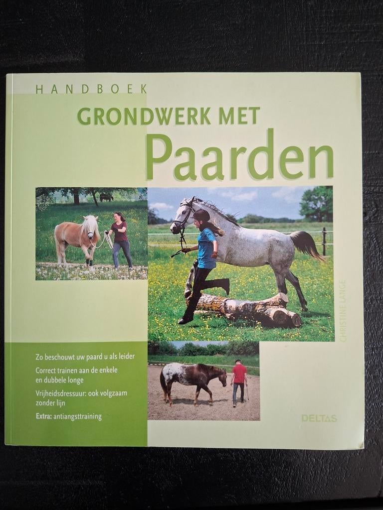Z.g.a.n Handboek Grondwerk met Paarden, Ophalen, Zo goed als nieuw, Christine Lange, Overige sporten