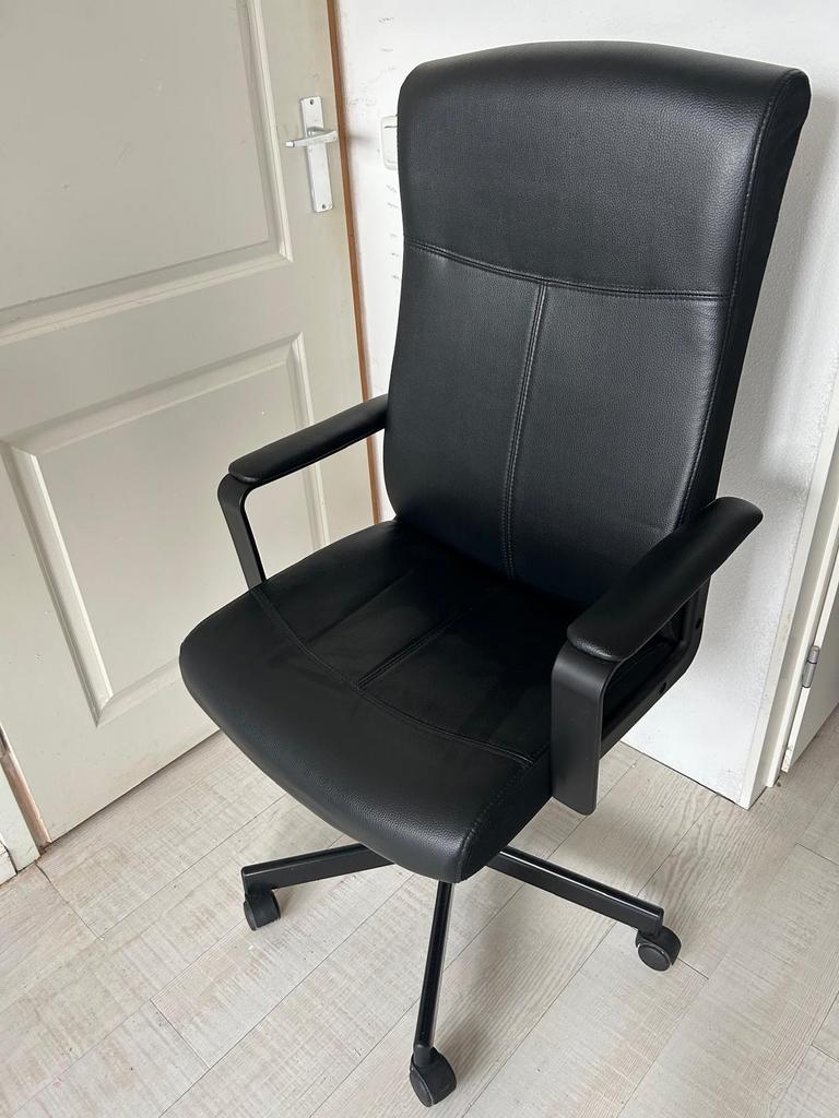 Ikea bureaustoel (VERLAAGDE PRIJS), Ophalen, Zo goed als nieuw, Zwart