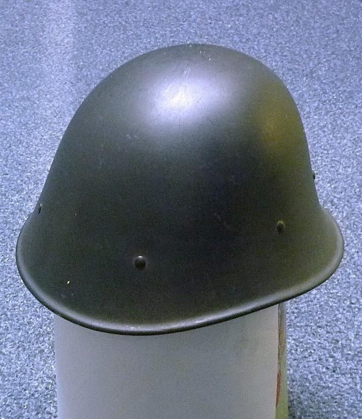 Oude Nederlandse stalen Helm Oproerpolitie, Verzenden, Overige soorten, Nederland, Helm of Baret