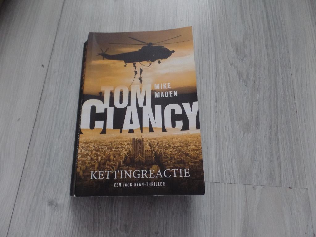 Tom Clancy Ketting reactie, Ophalen of Verzenden, Zo goed als nieuw, Tom Clancy, Amerika