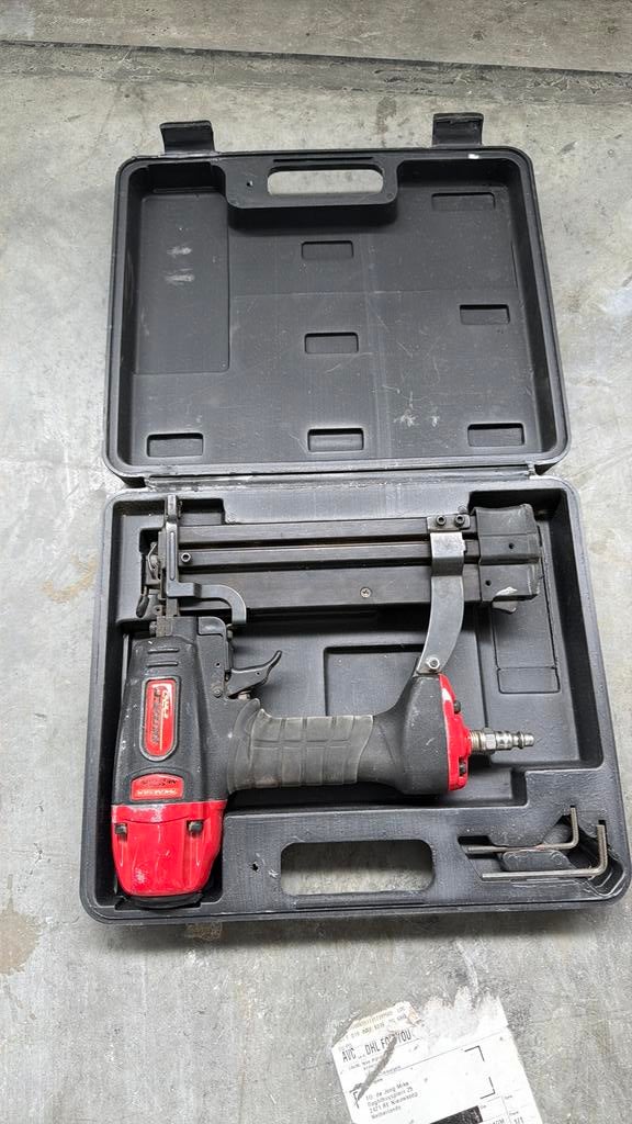 Tacker Dutack Pro, Doe-het-zelf en Verbouw, Ophalen, Gebruikt