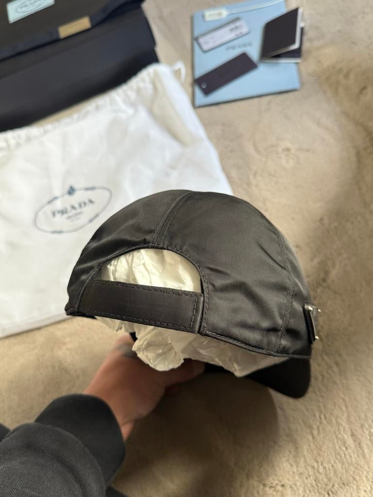 Prada pet origineel, Kleding | Dames, Ophalen of Verzenden, Zo goed als nieuw, One size fits all, Pet