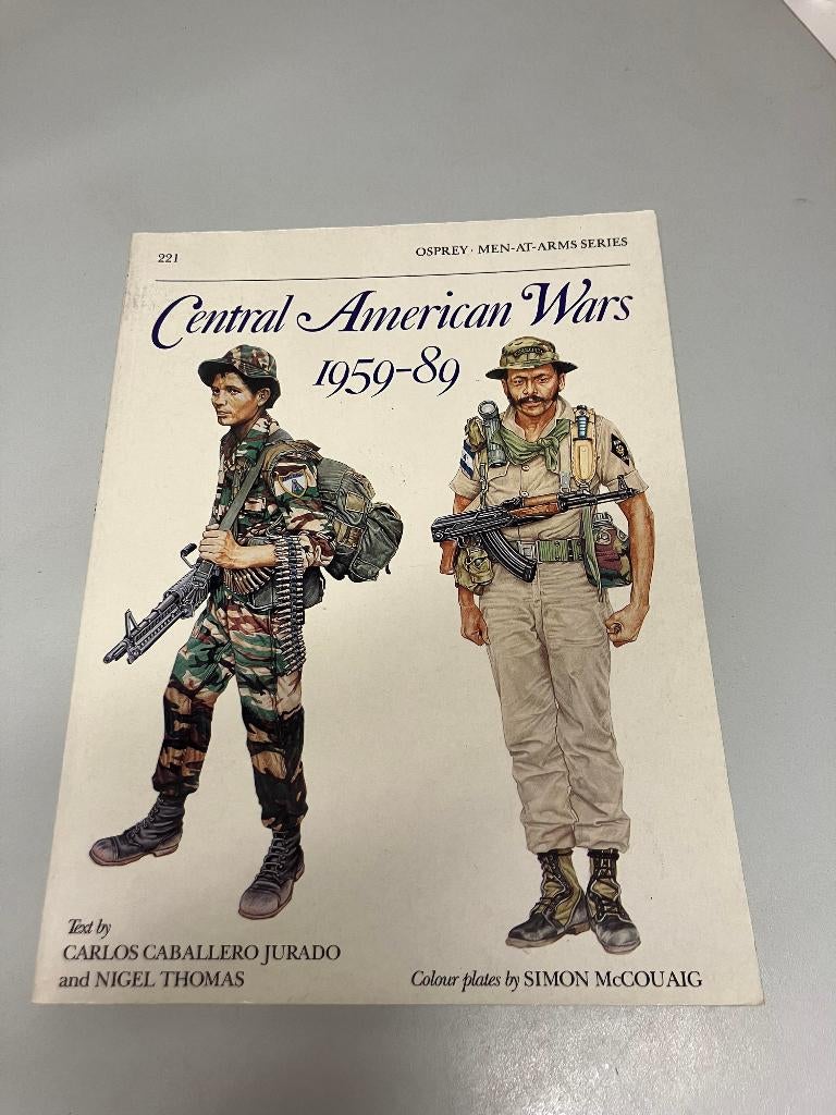 Central American Wars Osprey Men at Arms 221, Boeken, Oorlog en Militair, Gelezen, Algemeen, 1945 tot heden, Ophalen of Verzenden