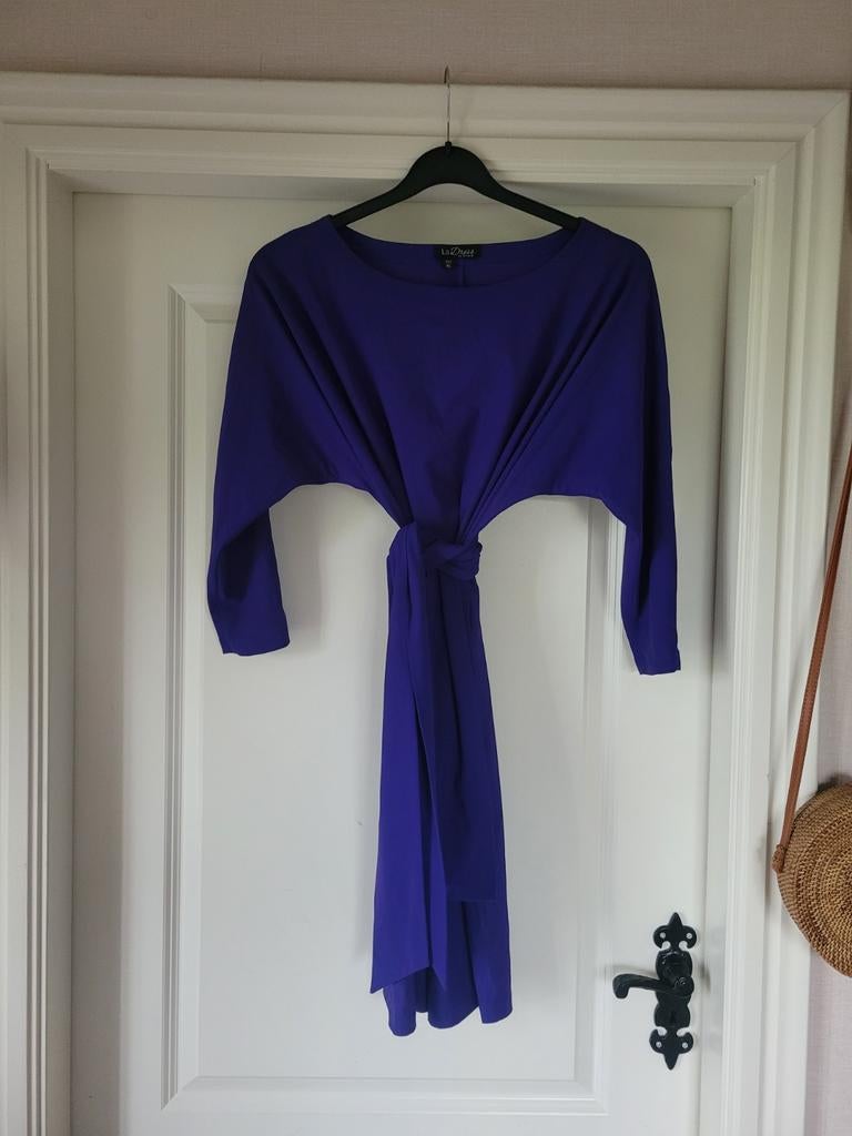 Mooie jurk ladress carla royal blue mt xl, Maat 46/48 (XL) of groter, Zo goed als nieuw, LaDress, Boven de knie
