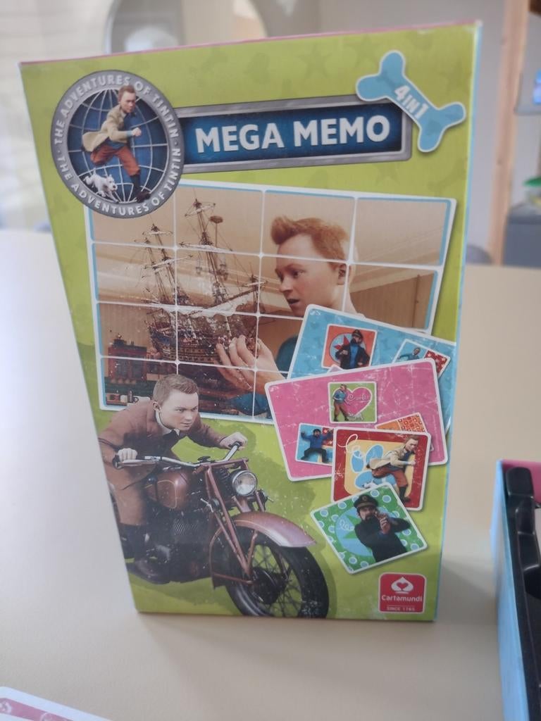 Kuifje Mega Memo Spel - 4 in 1 Geheugenspel, Ophalen of Verzenden, Gebruikt, Overige typen