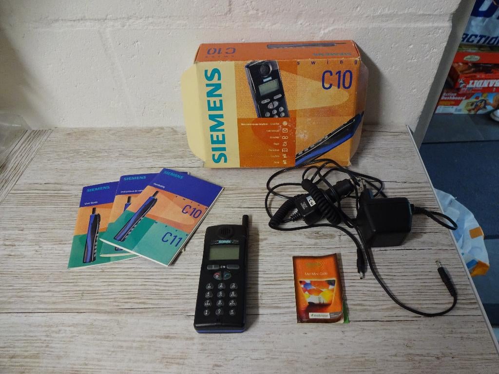 Vintage Siemens C10 mobiele telefoon in doos uit 1997, Telecommunicatie, Mobiele telefoons | Siemens, Ophalen of Verzenden, Gebruikt