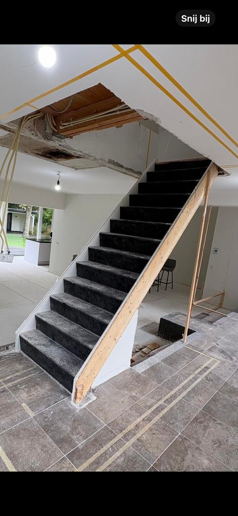 Steektrap met tapijt, Ophalen, Gebruikt, Trap, 2 tot 4 meter