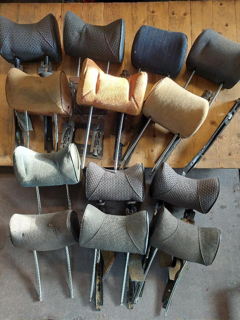 W114 W115 W116 W123 W124 hoofdsteunen met geleiders, Auto-onderdelen, Ophalen of Verzenden, Gebruikt, Mercedes-Benz