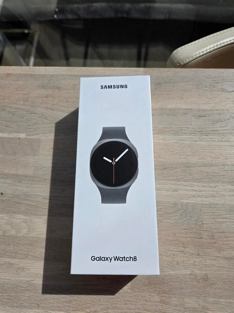 Nieuwe Samsung Galaxy Watch 8 LTE, Ophalen of Verzenden