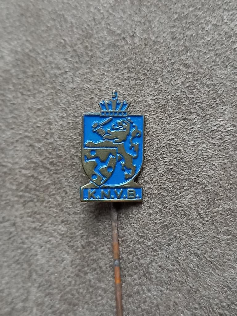 Speldje K.N.V.B., Verzamelen, Speldjes, Pins en Buttons, Ophalen of Verzenden, Gebruikt