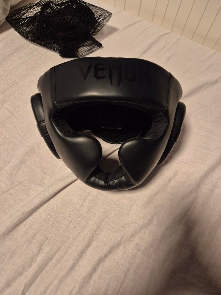 Venum Hoofdbeschermer Challenger 2.0, Ophalen of Verzenden, Zo goed als nieuw, Bokshandschoenen