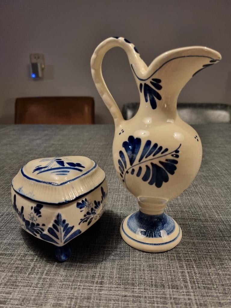 Vintage delfstblauw vaasje en sieraden doosje., Antiek en Kunst, Ophalen of Verzenden