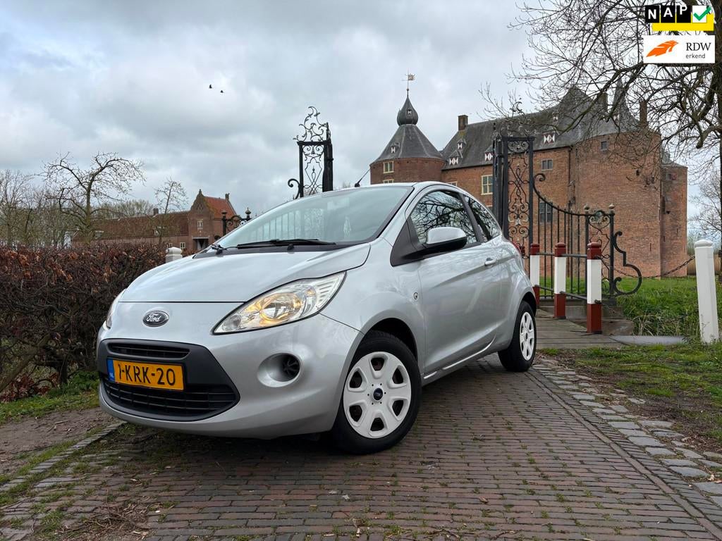 Ford Ka 1.2 Champions Edition start/stop DISRIEM VV/AIRC/NAP, Voorwielaandrijving, Euro 5, Stof, Gebruikt