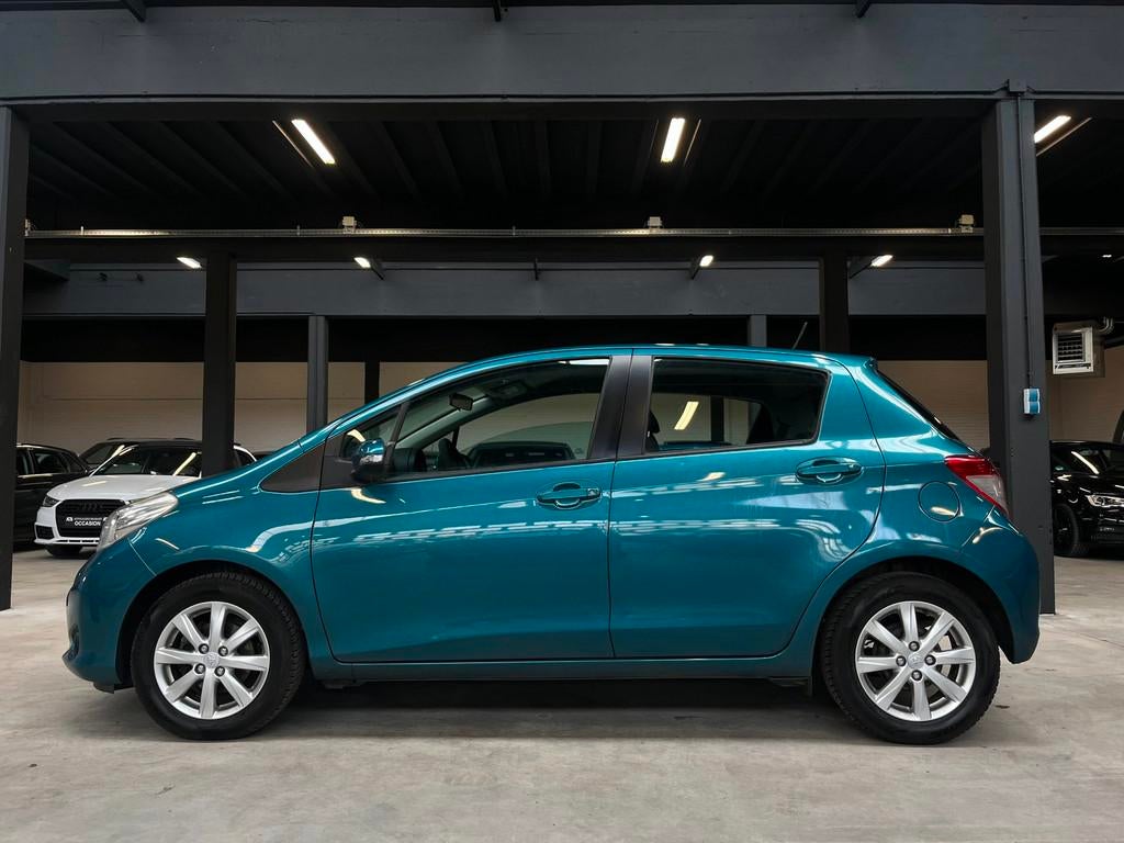 Toyota Yaris 1.3 VVT-i Comfort Airco/5drs/Trekhaak, Voorwielaandrijving, Euro 5, 4 cilinders, 1329 cc