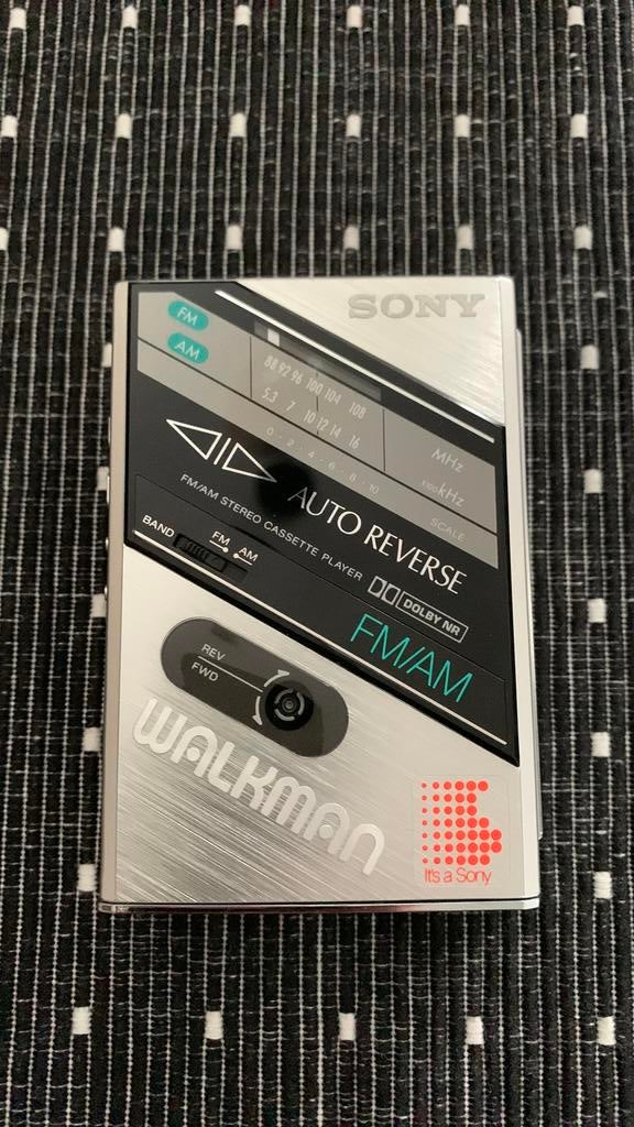 Sony Walkman WM-F100II FM/AM radio stereo cassette player, Verzenden, Walkman