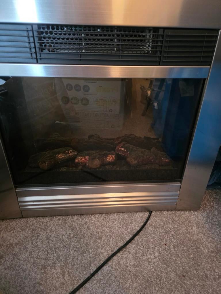 Elektrische haard met houtblokken, Huis en Inrichting, Haarden, Ophalen, Vrijstaande haard, Elektrische haard