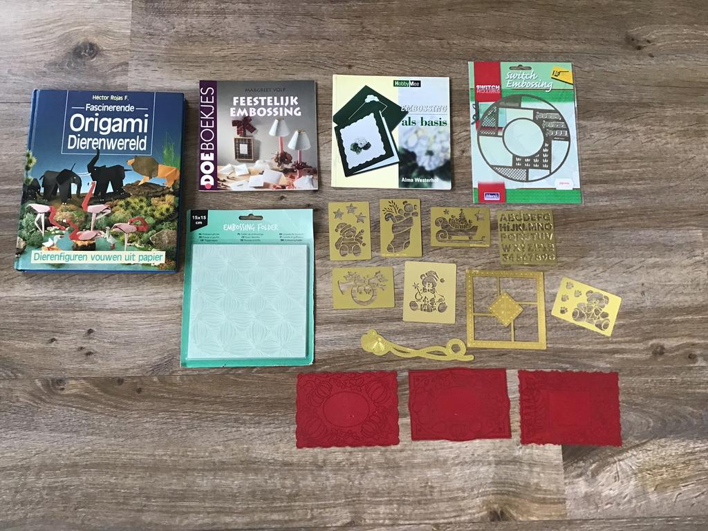 Alles om te knutselen , embrossing  ., Ophalen of Verzenden, Zo goed als nieuw