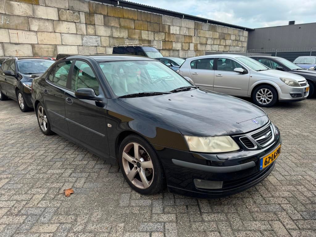 Saab 9-3 Sport Sedan 2.0t Vector Airco, Voorwielaandrijving, 1998 cc, Gebruikt, 4 cilinders