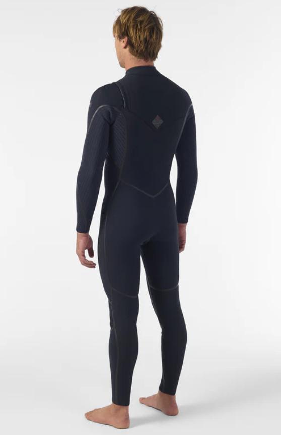 BRAND NEW Hyperfreak Fire wetsuit 5/4mm maat XLT, Watersport en Boten, Windsurfen, Ophalen of Verzenden, Nieuw, Overige typen