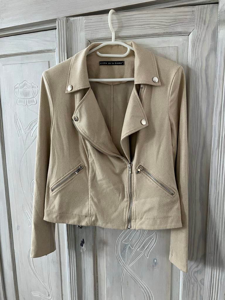 Leuke beige blazer van Crème de la Crème, Kleding | Dames, Jassen | Zomer, Ophalen of Verzenden, Zo goed als nieuw, Maat 38/40 (M)