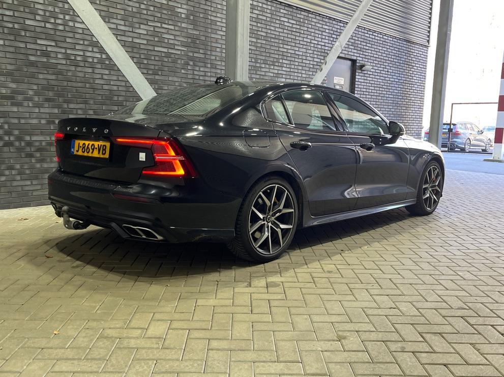 Volvo S60 T8 AWD Polestar Engineered | Schuif-/kanteldak | B, Gebruikt, Euro 6, Zwart, Vierwielaandrijving