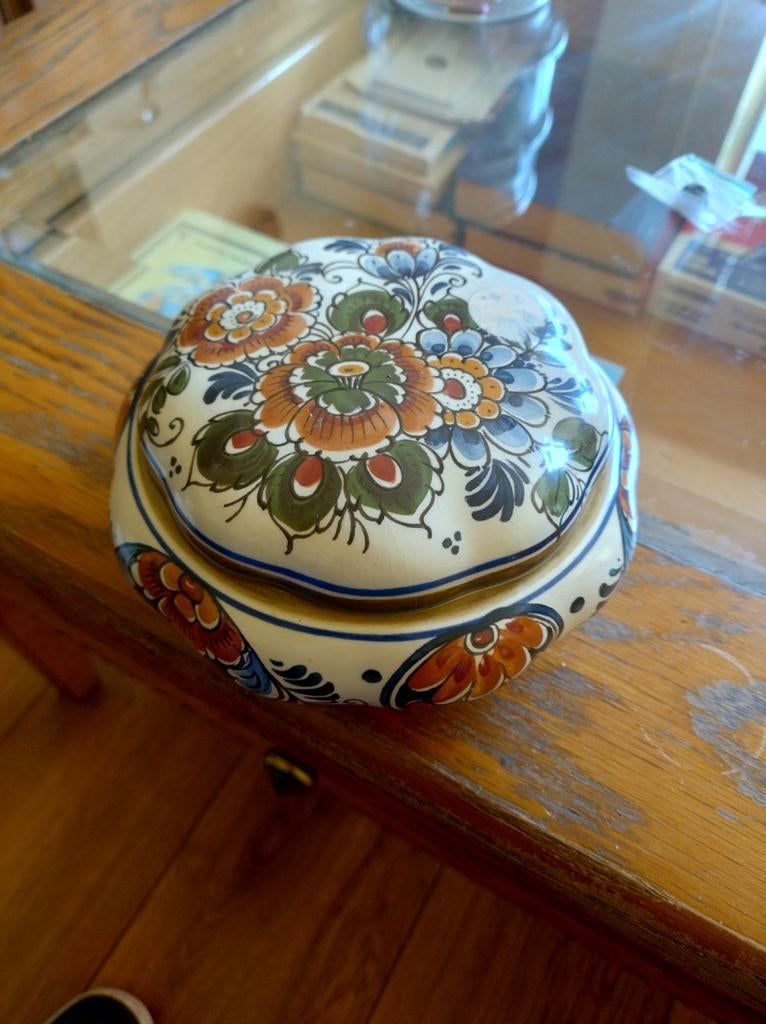 Flora keramiek bonbon potje, Antiek en Kunst, Ophalen of Verzenden