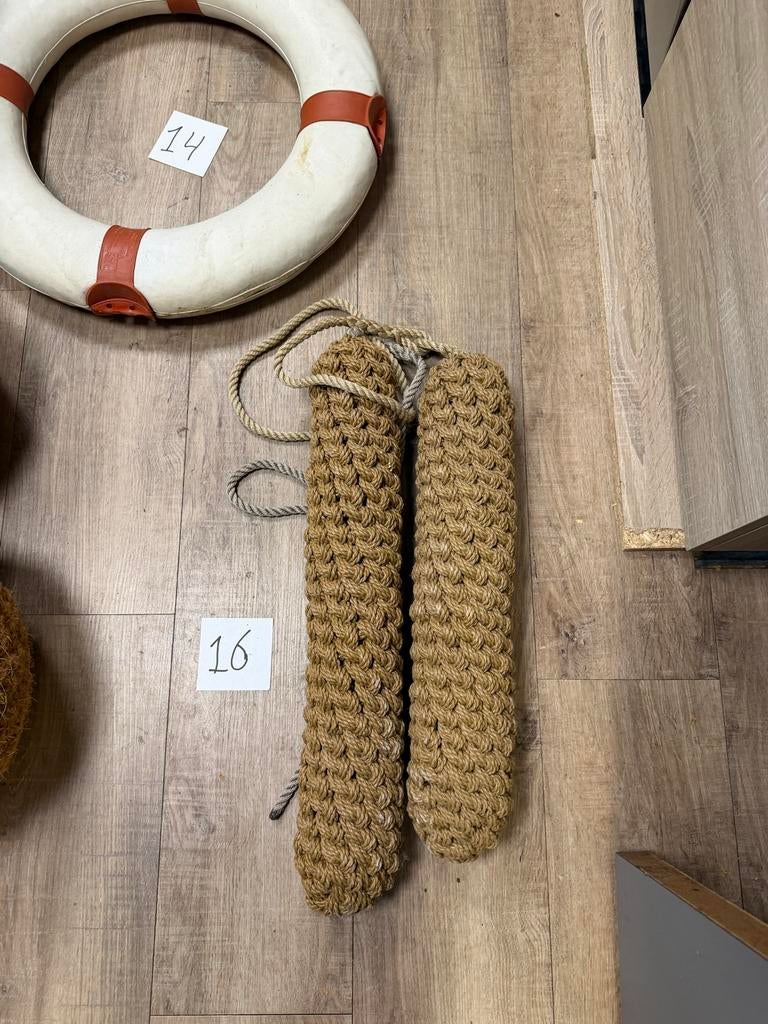 Diverse oude boot onderdelen - Ankers, blokken, boeien, Ophalen of Verzenden, Gebruikt, Overige typen, Zeilboot of Motorboot