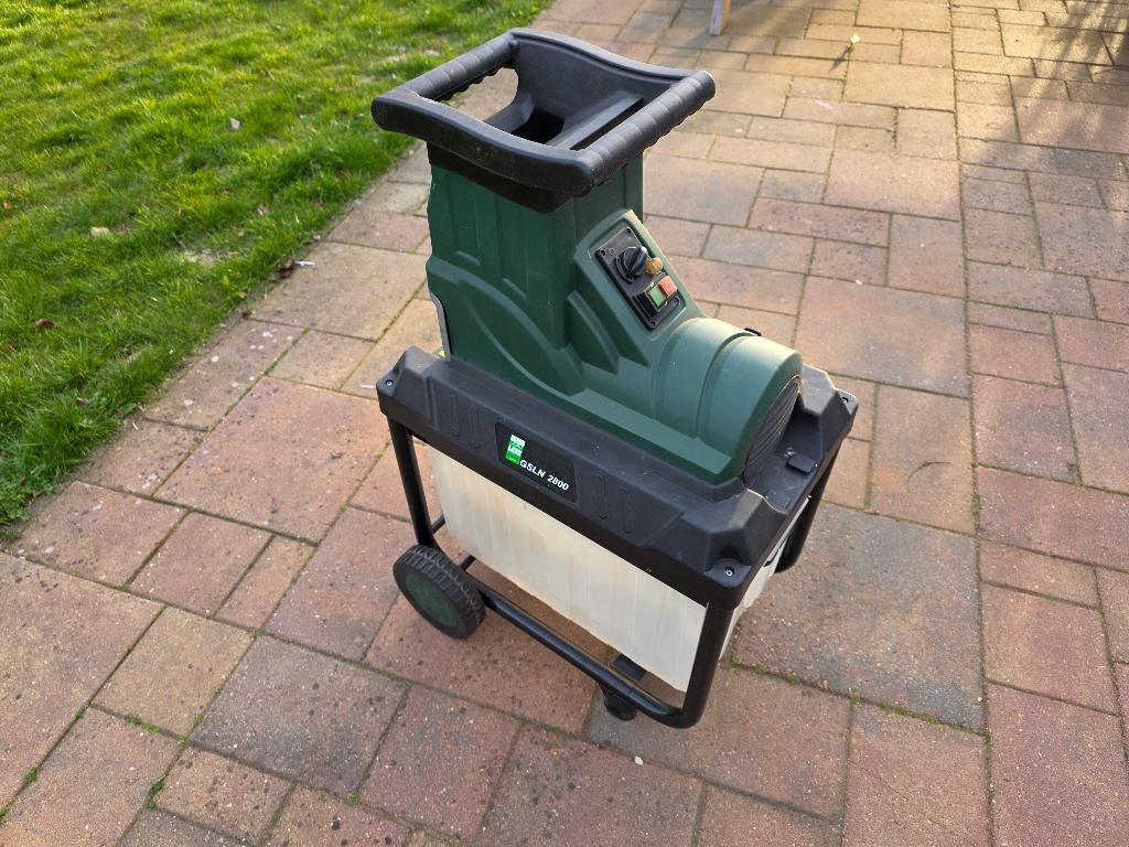 Takkenversnipperaar, Ophalen, Gebruikt, Elektrisch, Met opvangbak