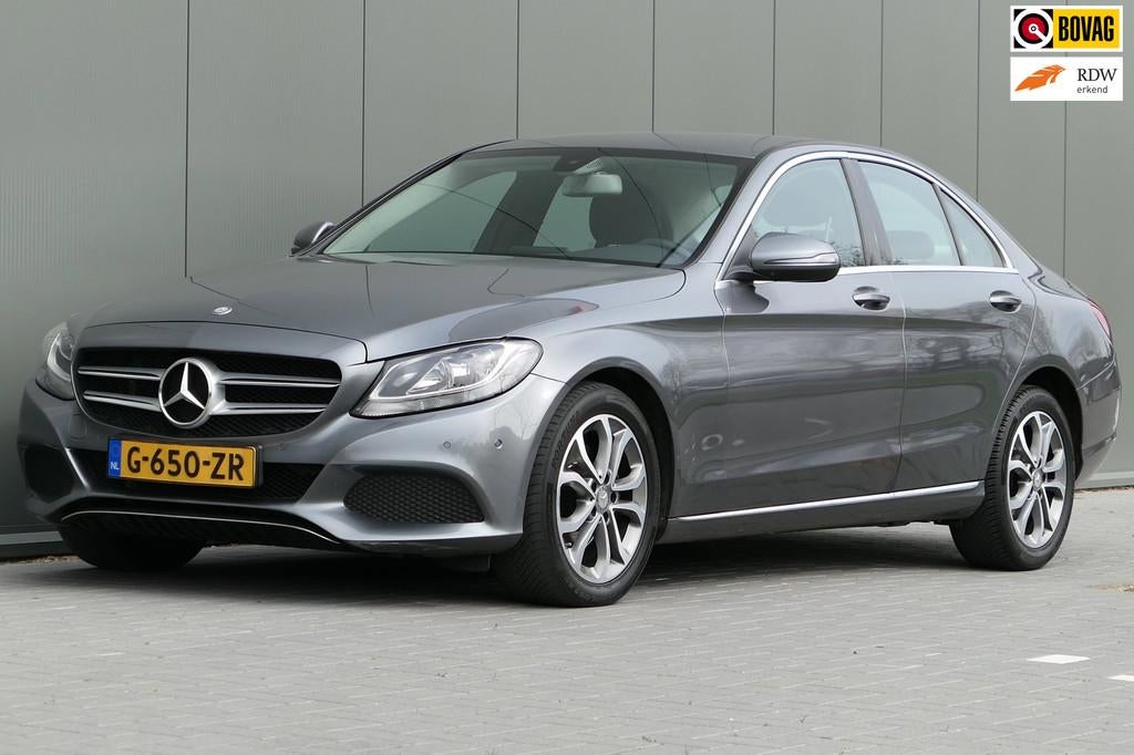 Mercedes-Benz C-klasse 200 Premium Plus Navigatie Leder Crui, Automaat, 4 cilinders, Leder en Stof, 1365 kg