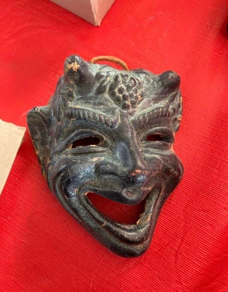 Twee Griekse theatermaskers, Ophalen of Verzenden