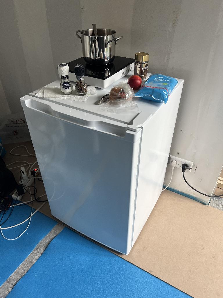 Koelvriescombinatie LAGAN IKEA, losstaand/wit, 97/16 l, Ophalen, Minder dan 85 cm, 100 tot 150 liter, Zo goed als nieuw