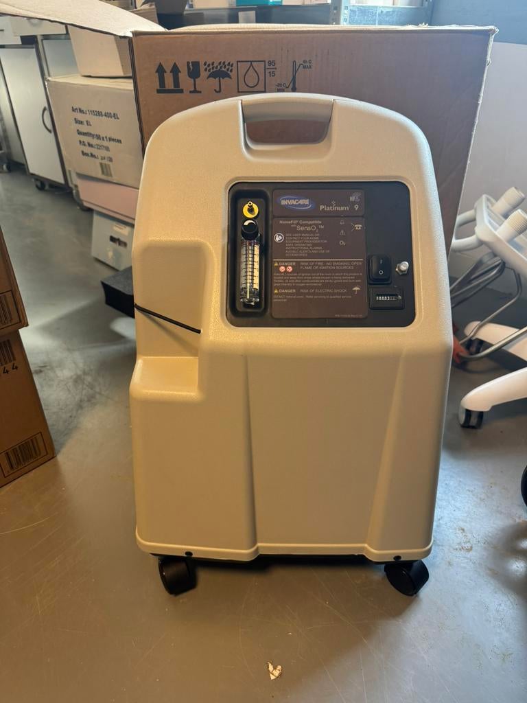 zuurstof concentrator tot 9l, Ophalen, Zo goed als nieuw