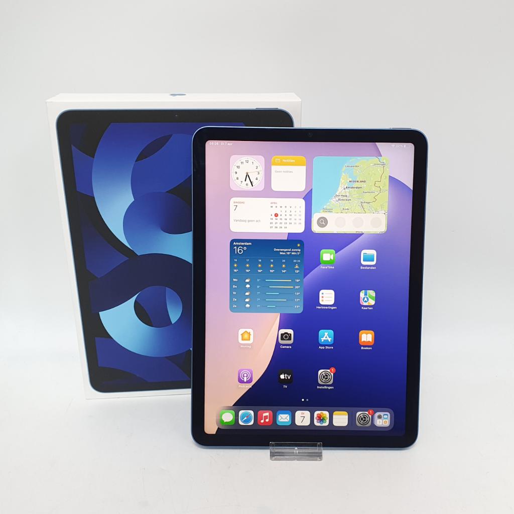 iPad Air 5e Generatie (M1) 64GB in Doos in Zeer Nette Staat, Ophalen of Verzenden, Zo goed als nieuw, 11 inch, Bescherming voor- en achterkant