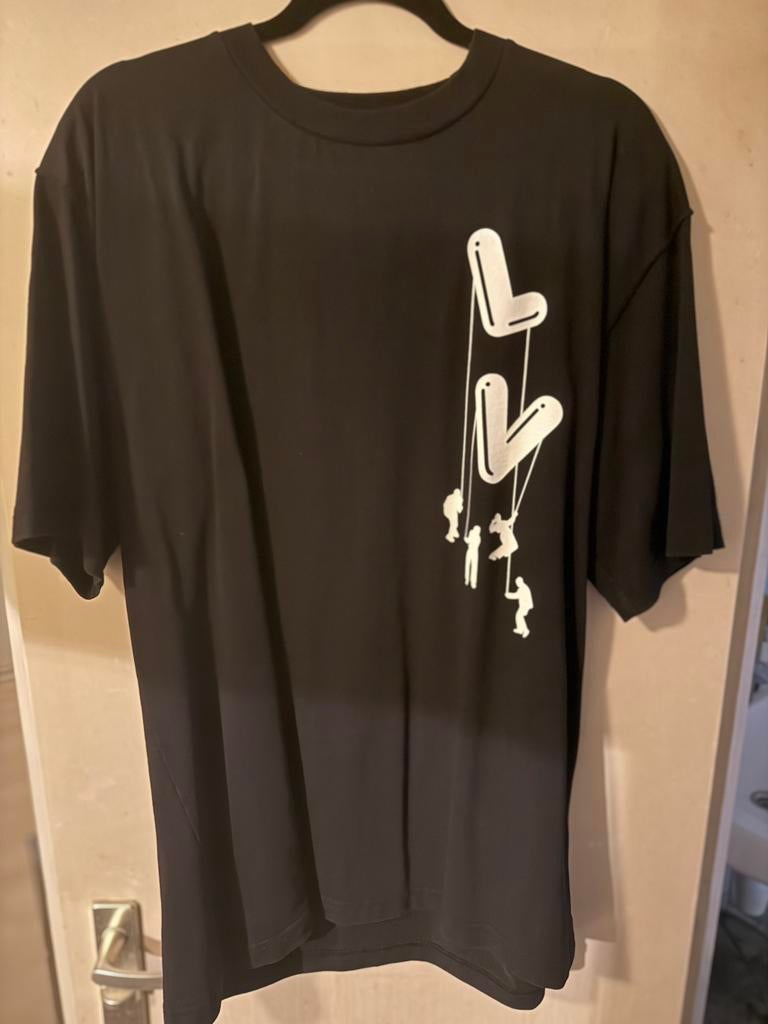 Louis vuitton tshirt, Kleding | Heren, T-shirts, Ophalen of Verzenden, Zo goed als nieuw, Maat 56/58 (XL), Zwart