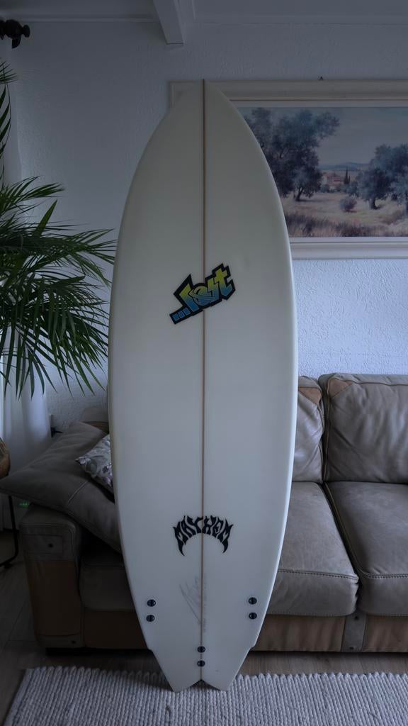 Lost mayhem RNF redux 5’10, Watersport en Boten, Golfsurfen, Ophalen of Verzenden, Zo goed als nieuw, Overige typen, Met vinnen