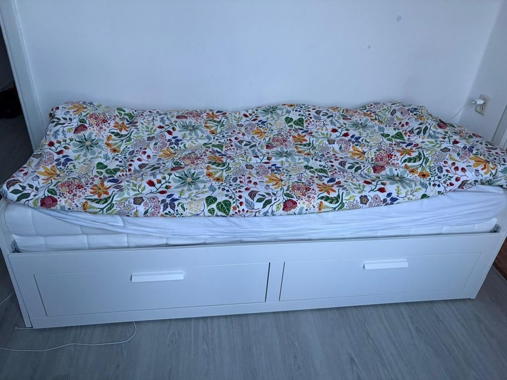 IKEA BRIMNES Bed frame with 2 Drawers + 2 Mattresses | White, Ophalen, 90 cm, Tweepersoons, Scandinavian