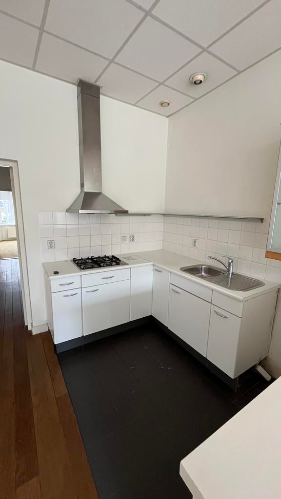 Witte keuken incl afzuiger en kookplaat, Ophalen, Gebruikt, Wit, Hoekkeuken