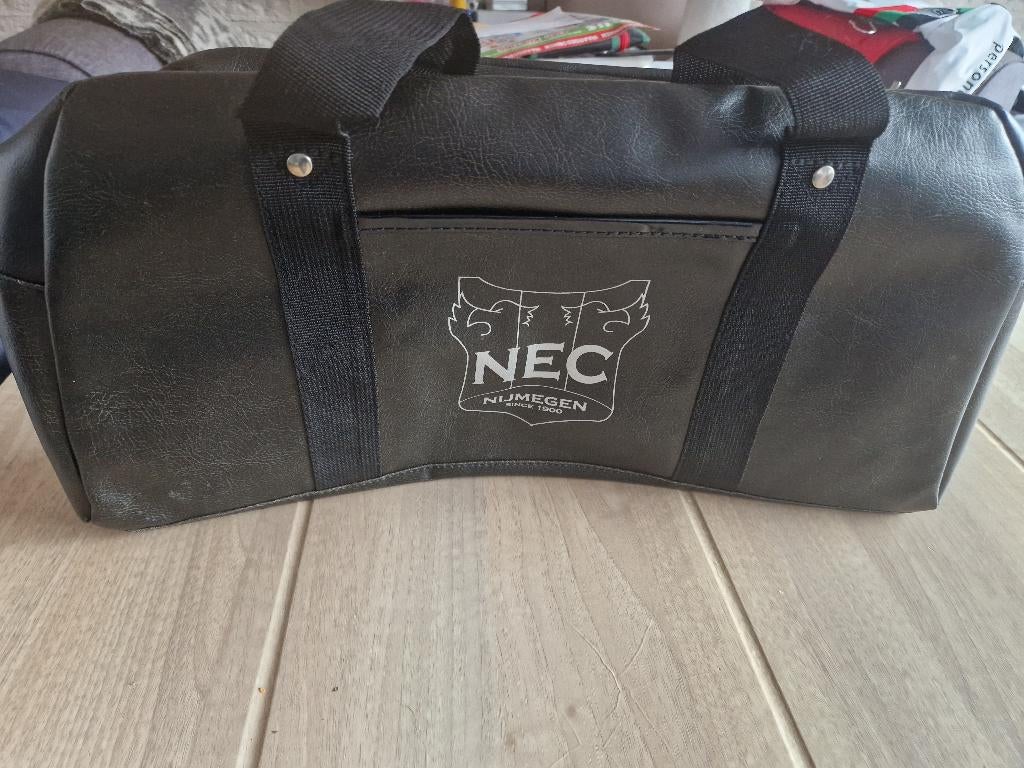 nec tassen, Verzamelen, Sportartikelen en Voetbal, Ophalen of Verzenden, Nieuw, Overige binnenlandse clubs, Overige typen
