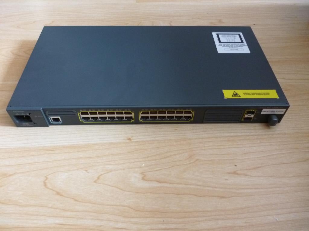 netwerk switch Access Switches cisco me3400, Ophalen of Verzenden, Zo goed als nieuw