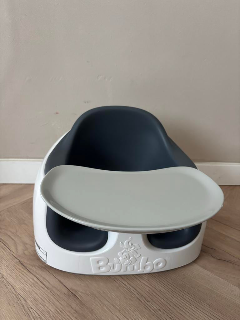Bumbo zitje met eetblad - Ideaal voor de kleintjes!, Ophalen, Zo goed als nieuw, Overige typen, Afneembaar eetblad