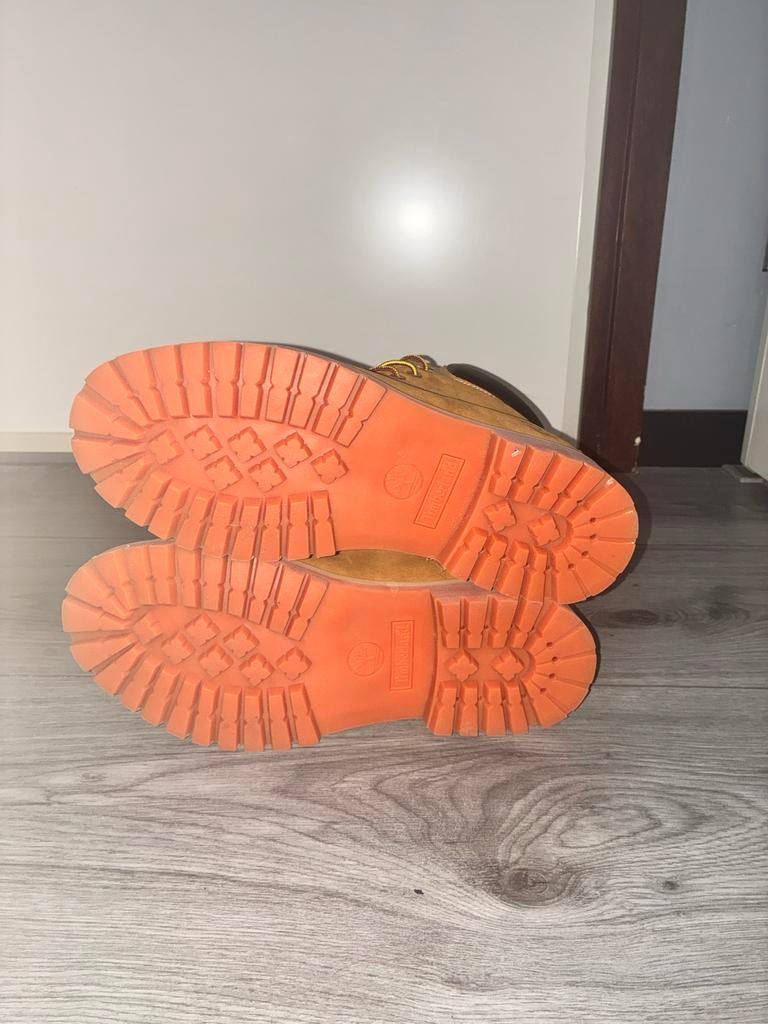 Timberland laarzen, Kleding | Dames, Schoenen, Ophalen of Verzenden, Zo goed als nieuw, Bruin, Lage of Enkellaarzen