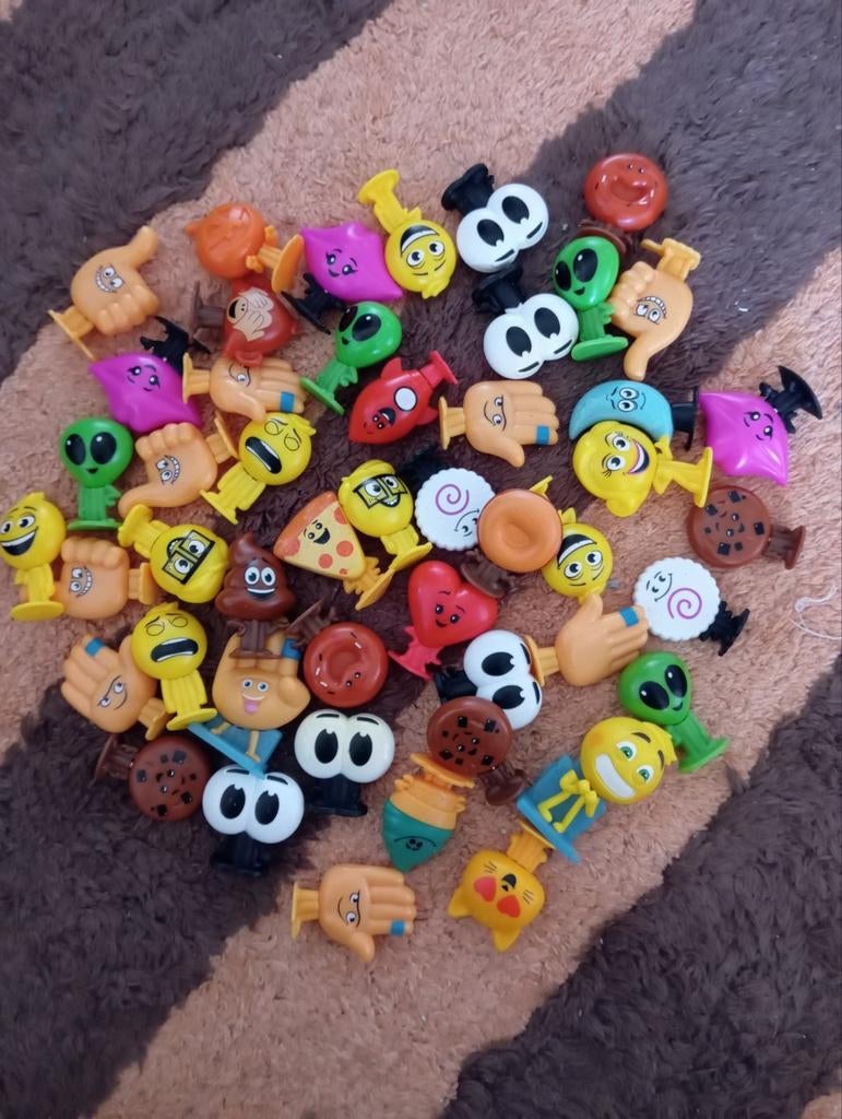 Leuke verzameling van diverse emoji's, Verzamelen, Supermarktacties, Ophalen of Verzenden