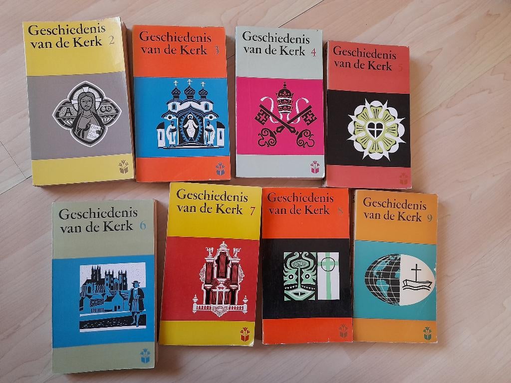 GESCHIEDENIS VAN DE KERK Deel 2 tm 9 BOEKETREEKS 61 tm 68, Ophalen of Verzenden, Gelezen