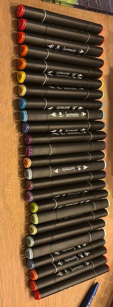 Alcohol markers, Ophalen of Verzenden, Zo goed als nieuw, Potlood of Stift