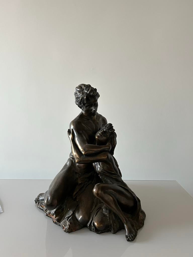 Bronzen beeld liefdeskoppel, Ophalen