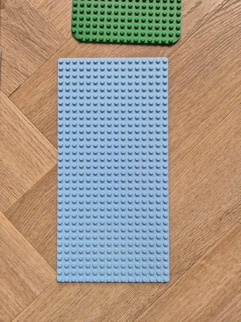 Lego bouwplaat grondplaat baseplate 16x32 licht blauw, Ophalen of Verzenden, Gebruikt, Complete set, Lego