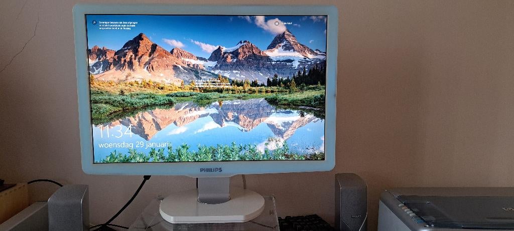 Philips LCD monitor 22 inch incl. Lightframe te koop, Computers en Software, Monitoren, Philips, Gebruikt, Ophalen of Verzenden