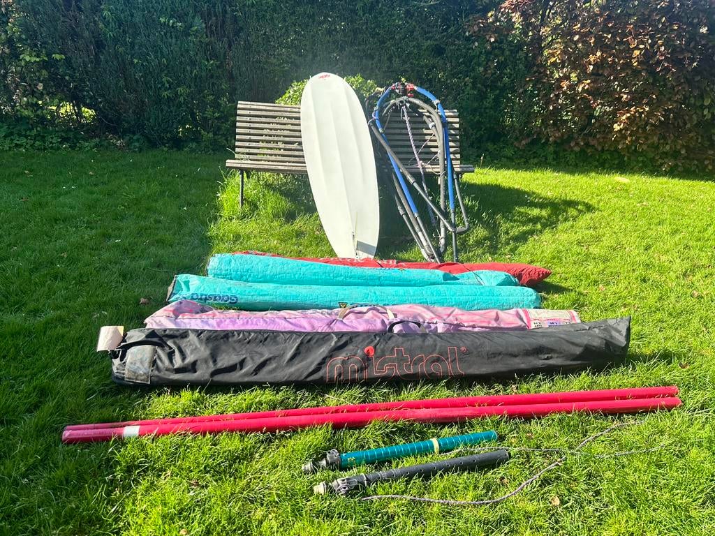 Complete windsurf set, Watersport en Boten, Ophalen, 250 tot 300 cm, Met vin(nen), Complete set