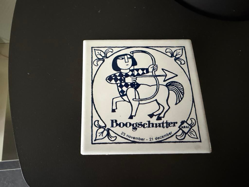 Vintage Boogschutter Sterrenbeeld Tegel - Aral Salme, Ophalen of Verzenden