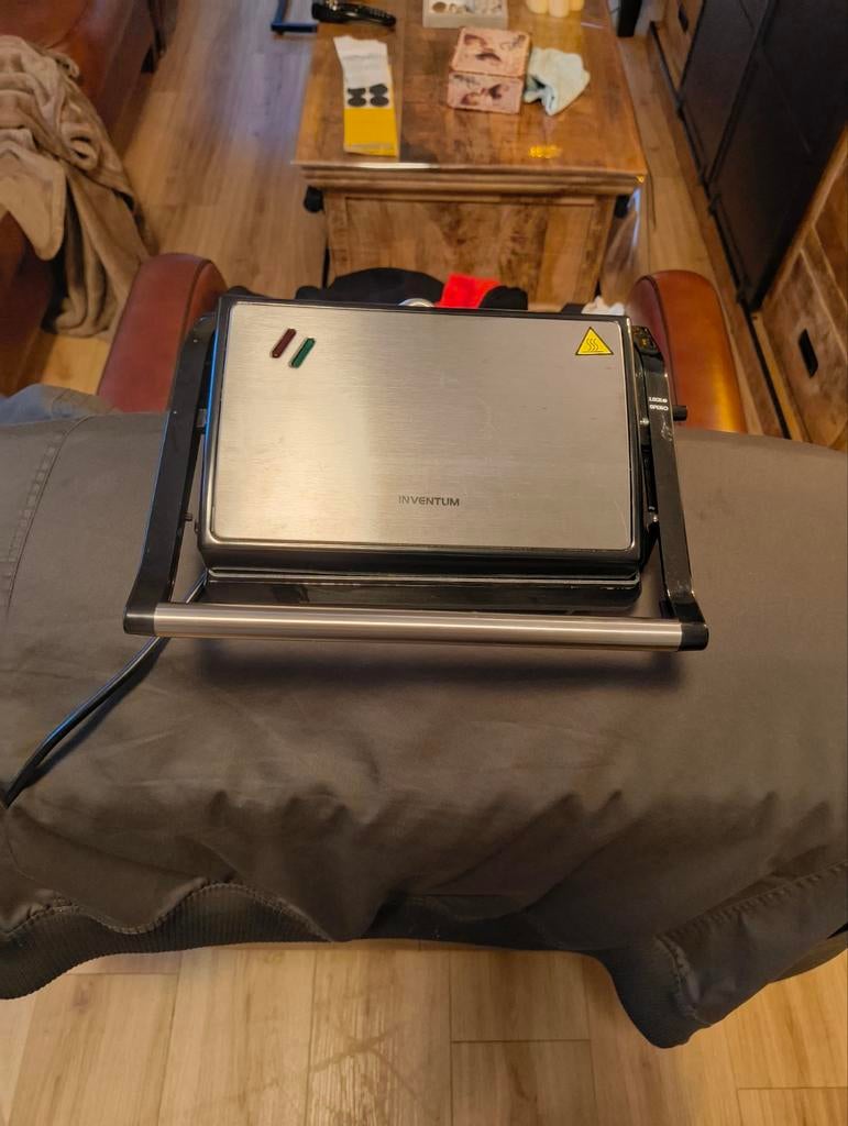 Inventum CD561RVCH Contactgrill - Zo goed als nieuw, Witgoed en Apparatuur, Contactgrills, Ophalen, Zo goed als nieuw